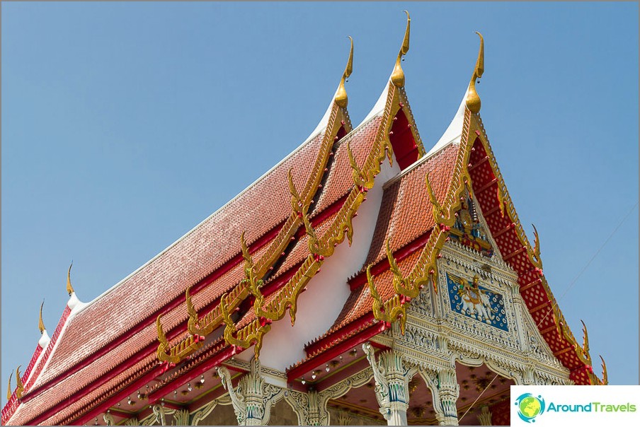 Typical roof of a Thai temple